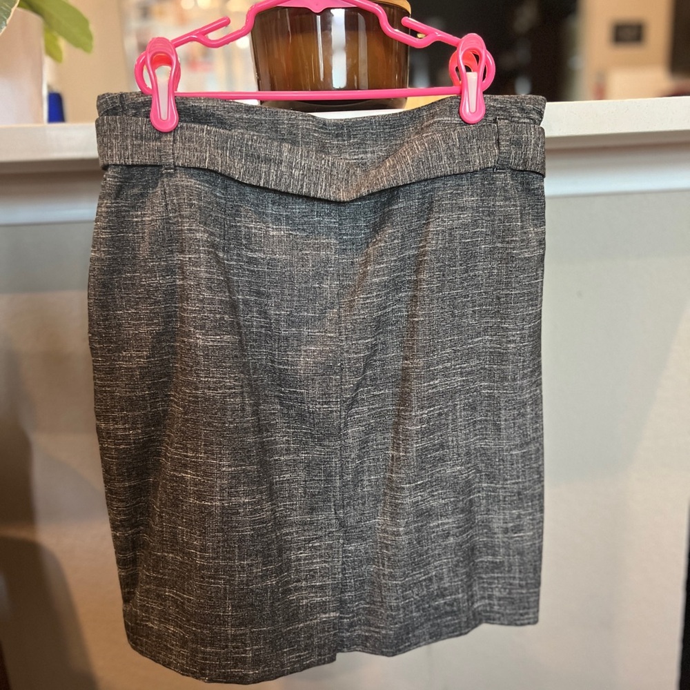 Loft mini skirt - Picture 4 of 4